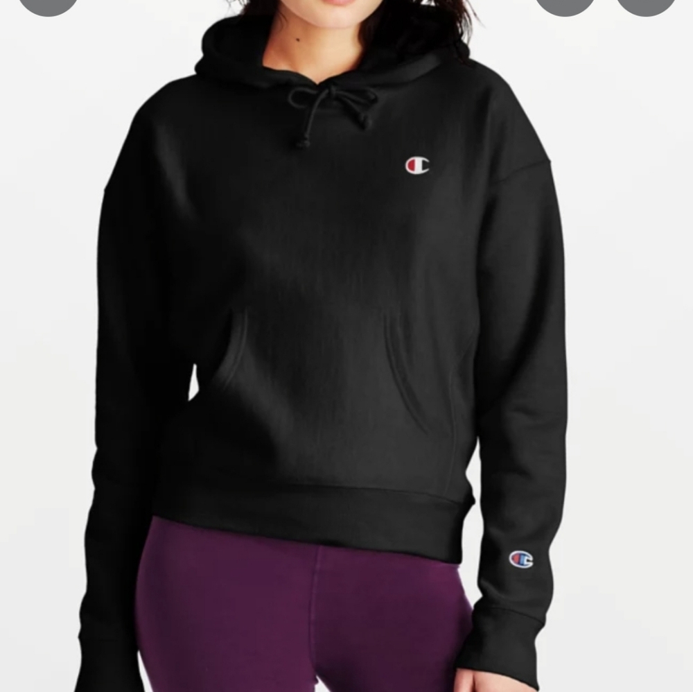 WOMENS CHAMPION REVERSE WEAVE HOODED SWEATSHIRT, NEVER WORN, BRAND NEW WITH TAGS